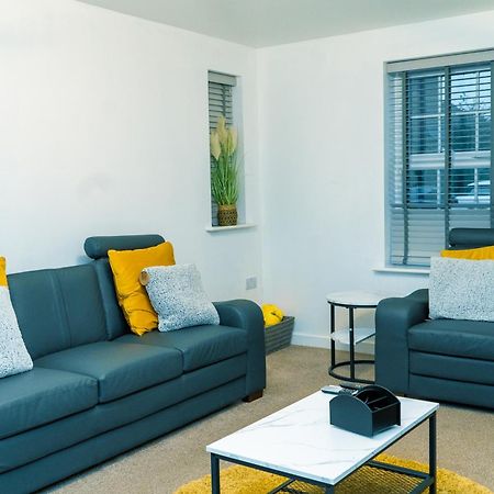 הוילה פטרבורו The Grace House Entire 4Bed Detached מראה חיצוני תמונה